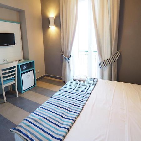 Hotel La Spiaggia Μοντερόσο αλ Μάρε Εξωτερικό φωτογραφία