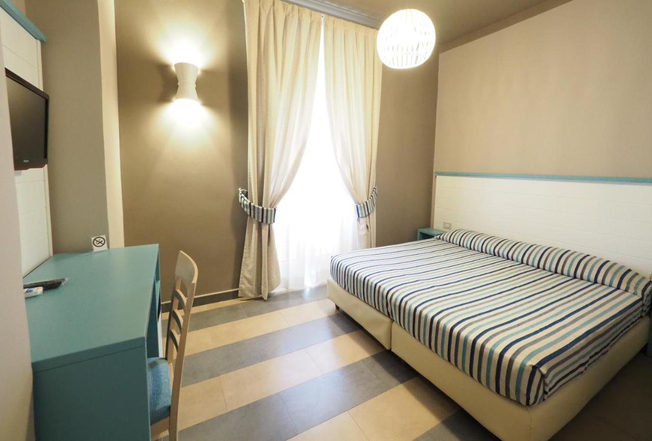 Hotel La Spiaggia Μοντερόσο αλ Μάρε Εξωτερικό φωτογραφία