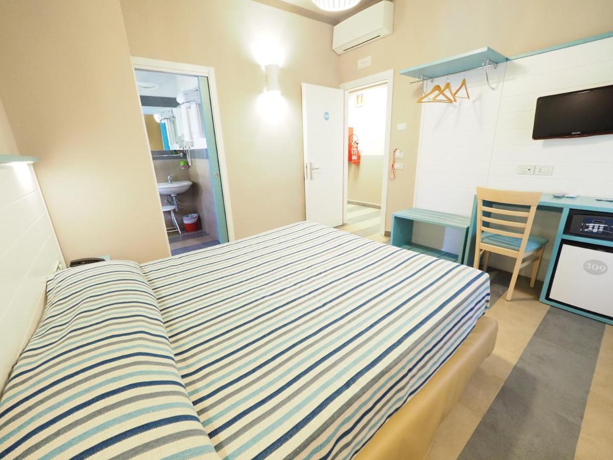Hotel La Spiaggia Μοντερόσο αλ Μάρε Εξωτερικό φωτογραφία