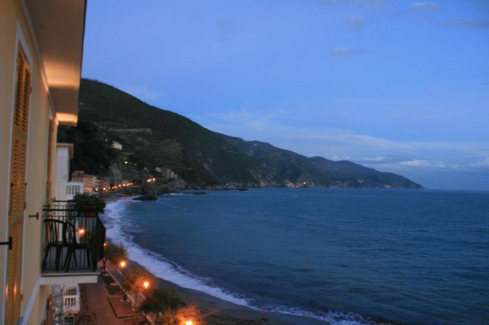 Hotel La Spiaggia Μοντερόσο αλ Μάρε Εξωτερικό φωτογραφία